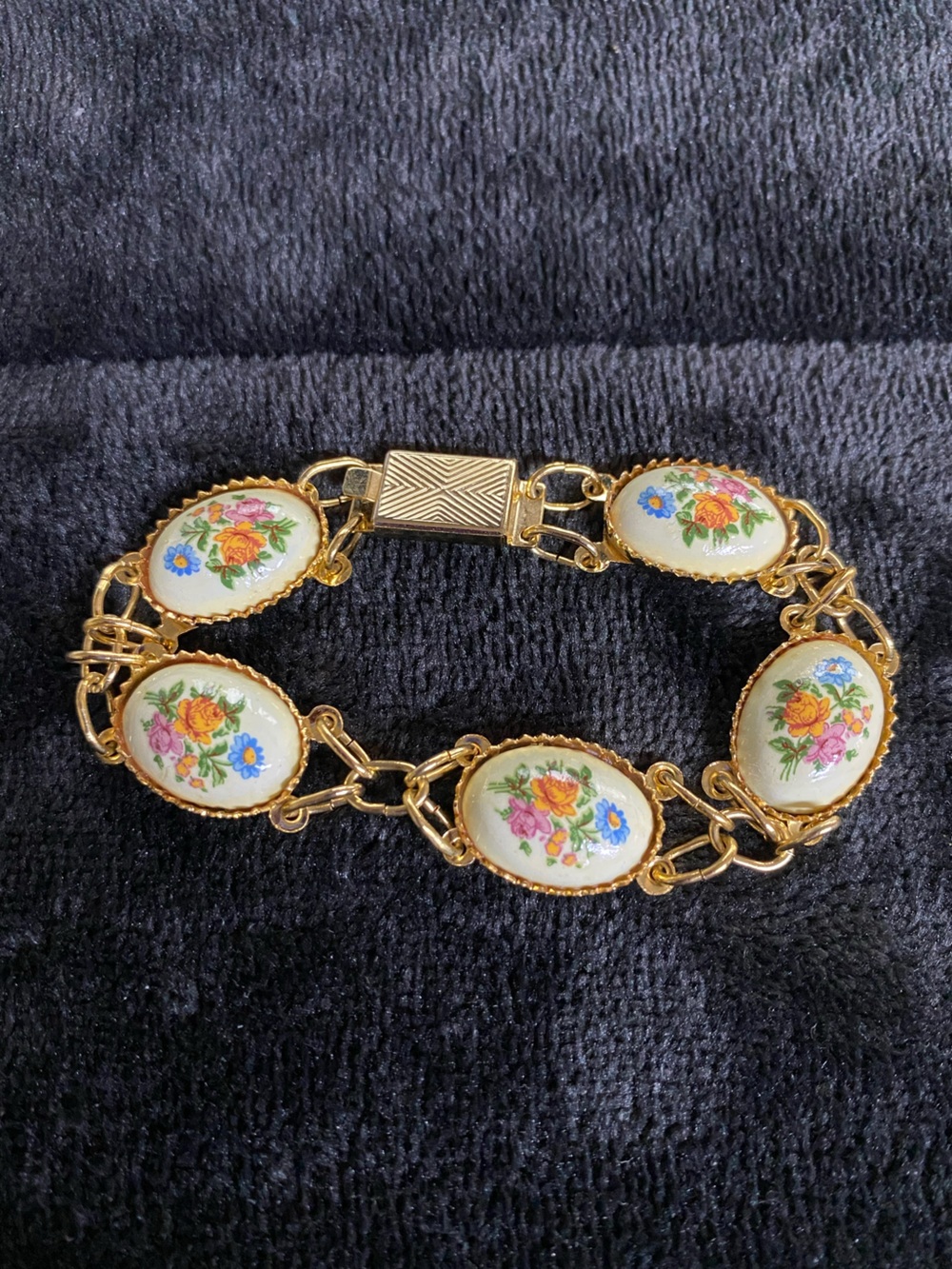 Vintage floral Limoges-style cabochon link bracelet